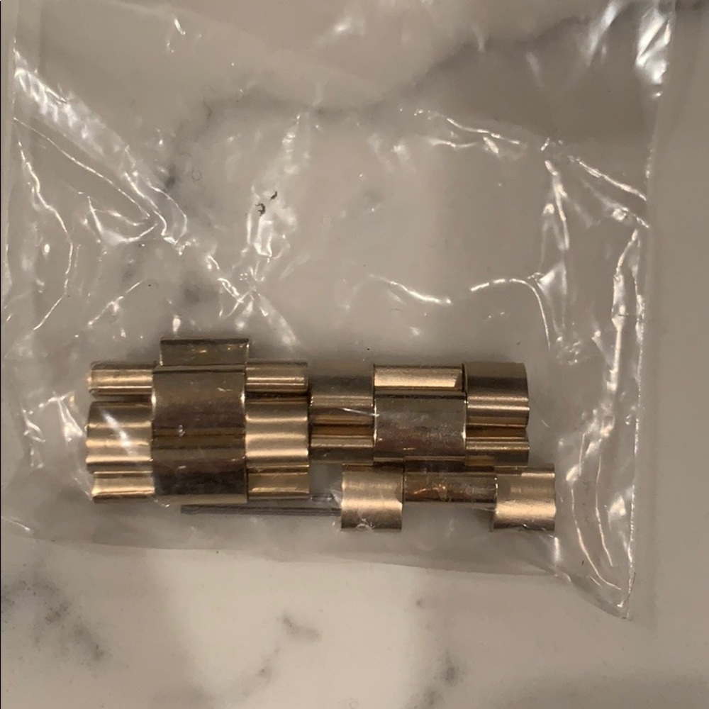 Watch - Picture 7 of 8